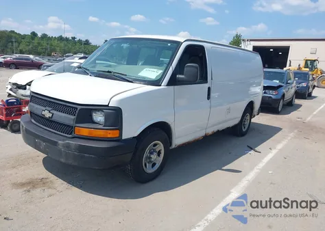2008 Chevrolet Express Work Van z USA, uszkodzony, nr VIN 1GCFG15XX81227980